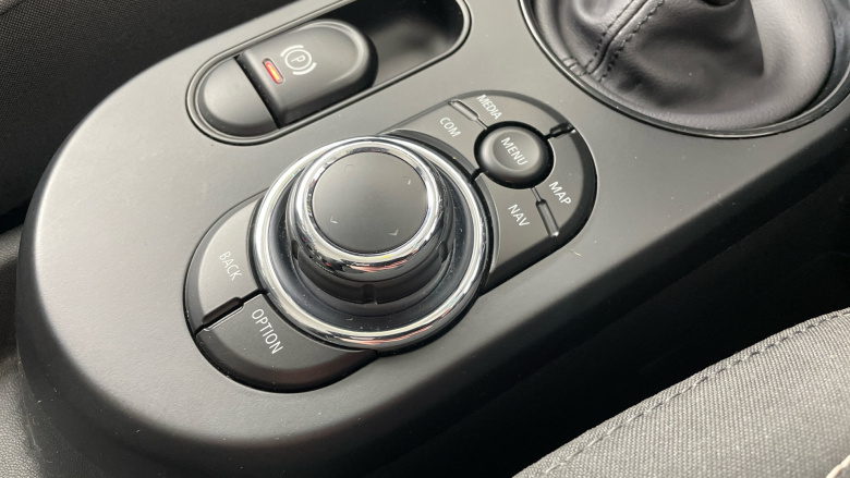 MINI Hatchback 135kW Cooper S Level 1 33kWh 3dr Auto Electric Hatchback